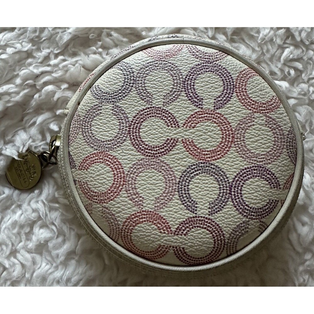 Coach Logo Vintage Change Purse Round 3” X 3.5” With Medallion